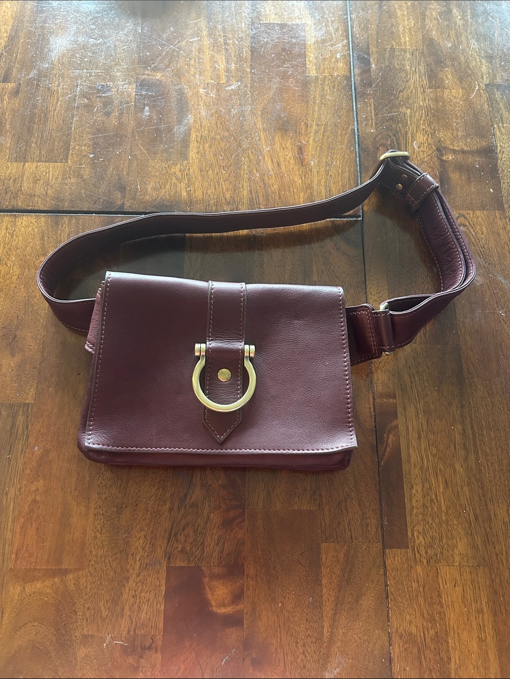 Sapahn Leather Belt Bag with Gold Ring Accent - Burgundy
